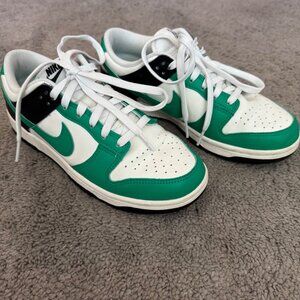 Nike Dunk Low Celtics Sneakers Size 7.5 Women Green